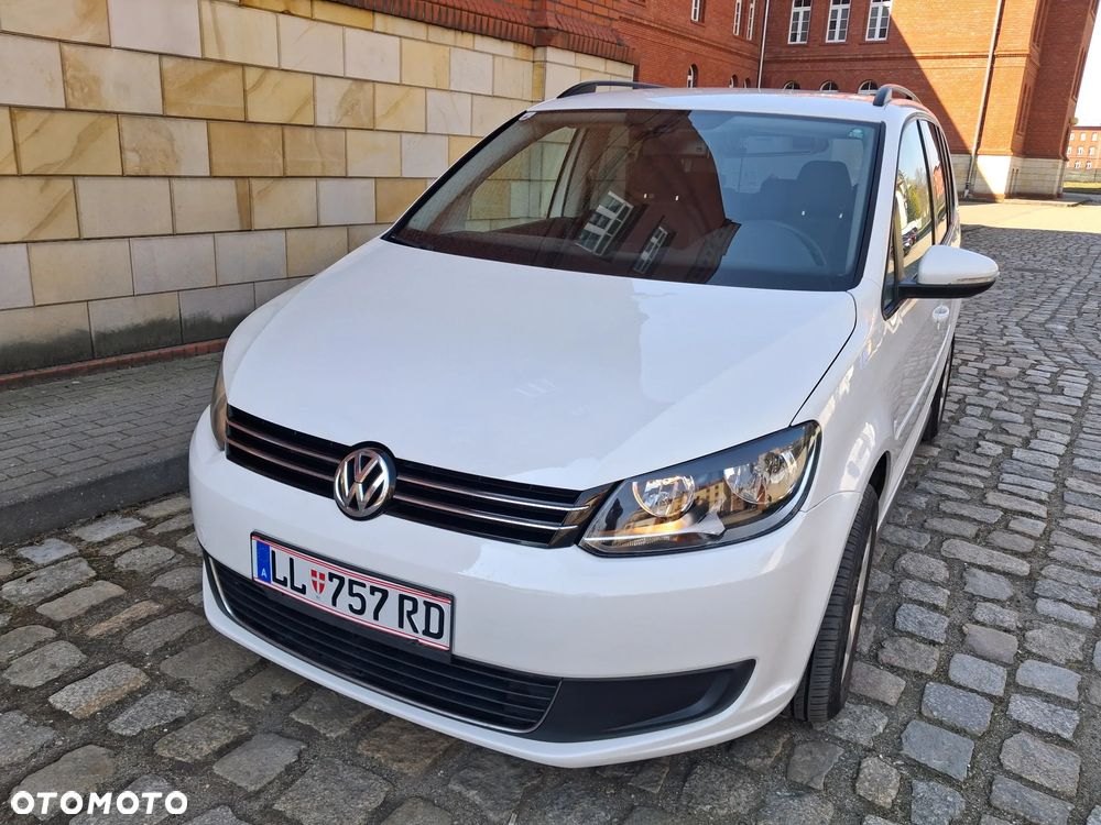 Volkswagen Touran - 1