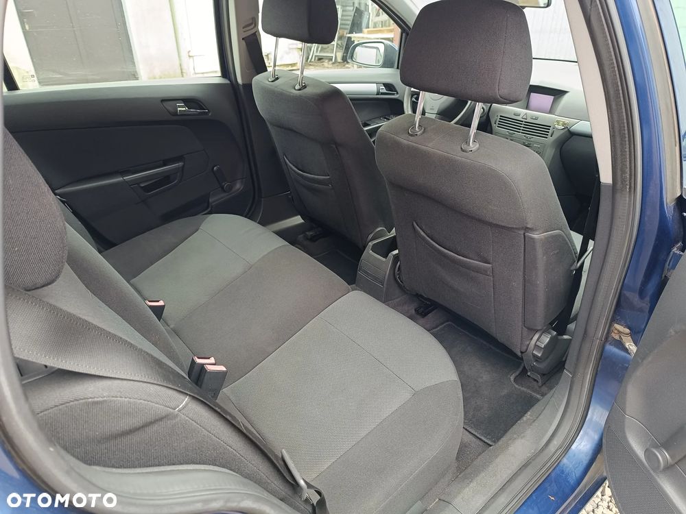 Opel Astra 1.9 CDTI - 12
