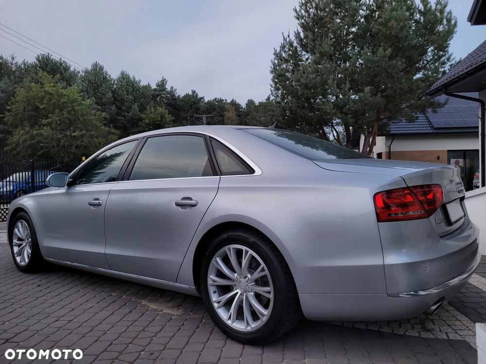 Audi A8 - 7