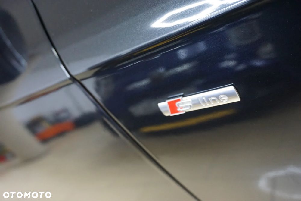 Audi A4 Avant 2.0 TDI DPF S line Sportpaket - 15