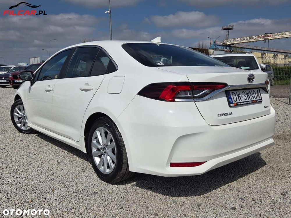 Toyota Corolla - 4