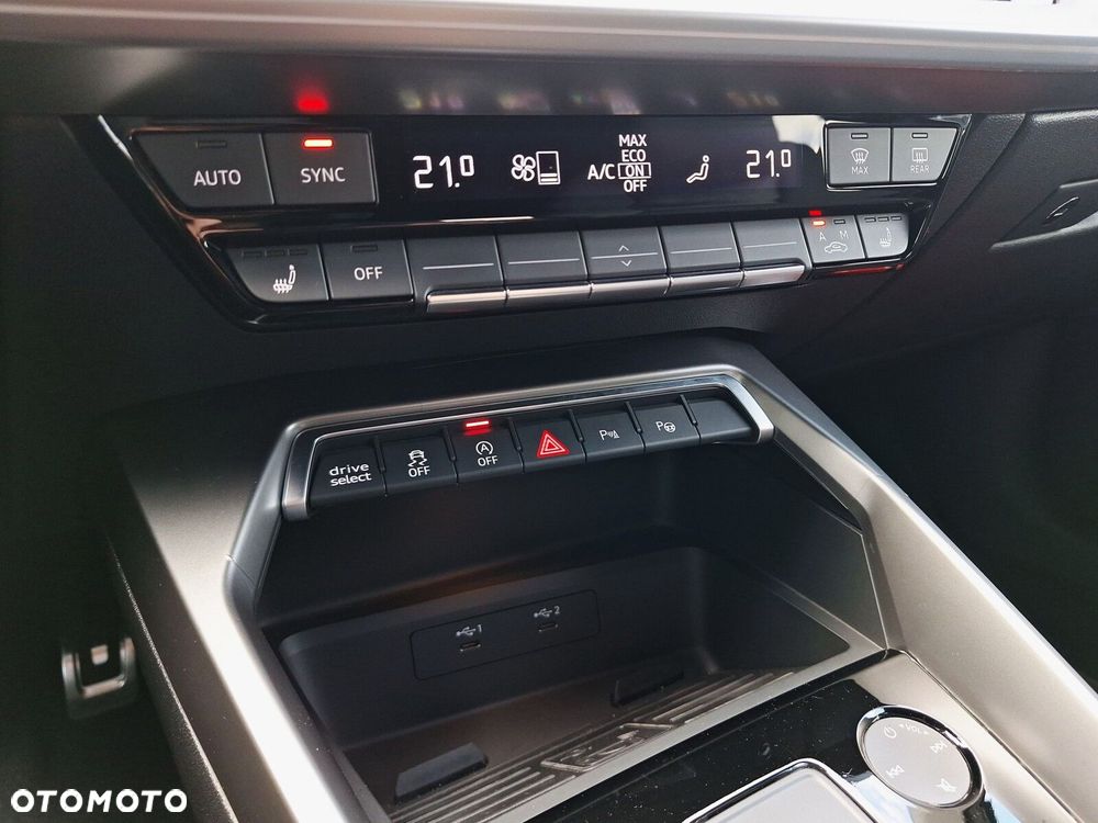 Audi RS3 Sportback TFSI Quattro S tronic - 23