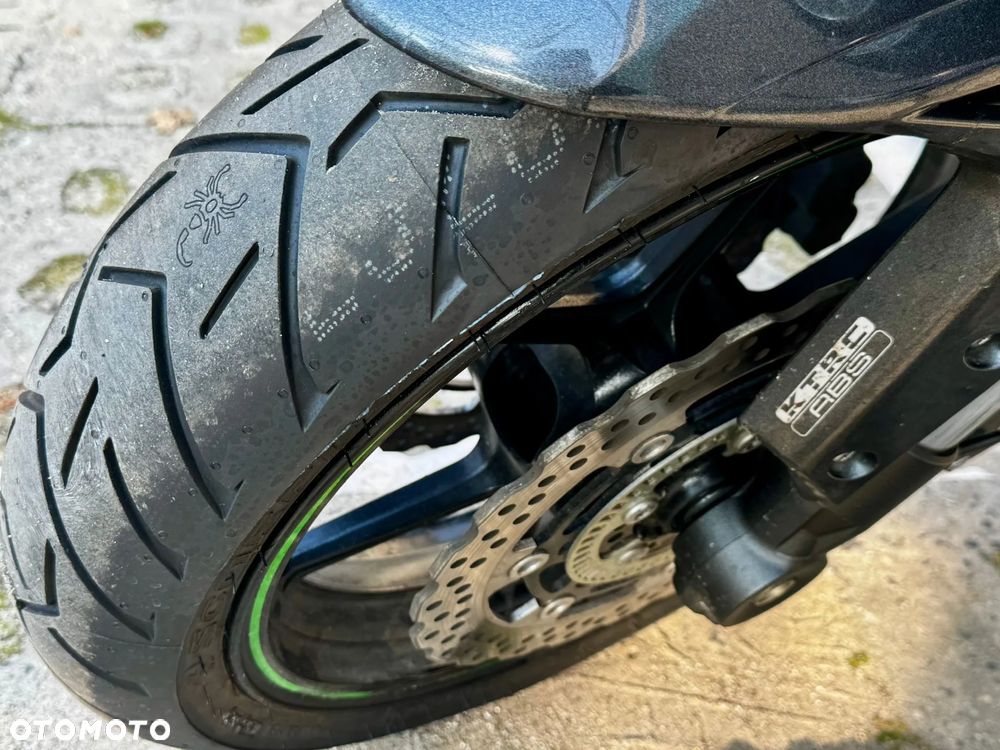 Kawasaki Versys 1000 - 8