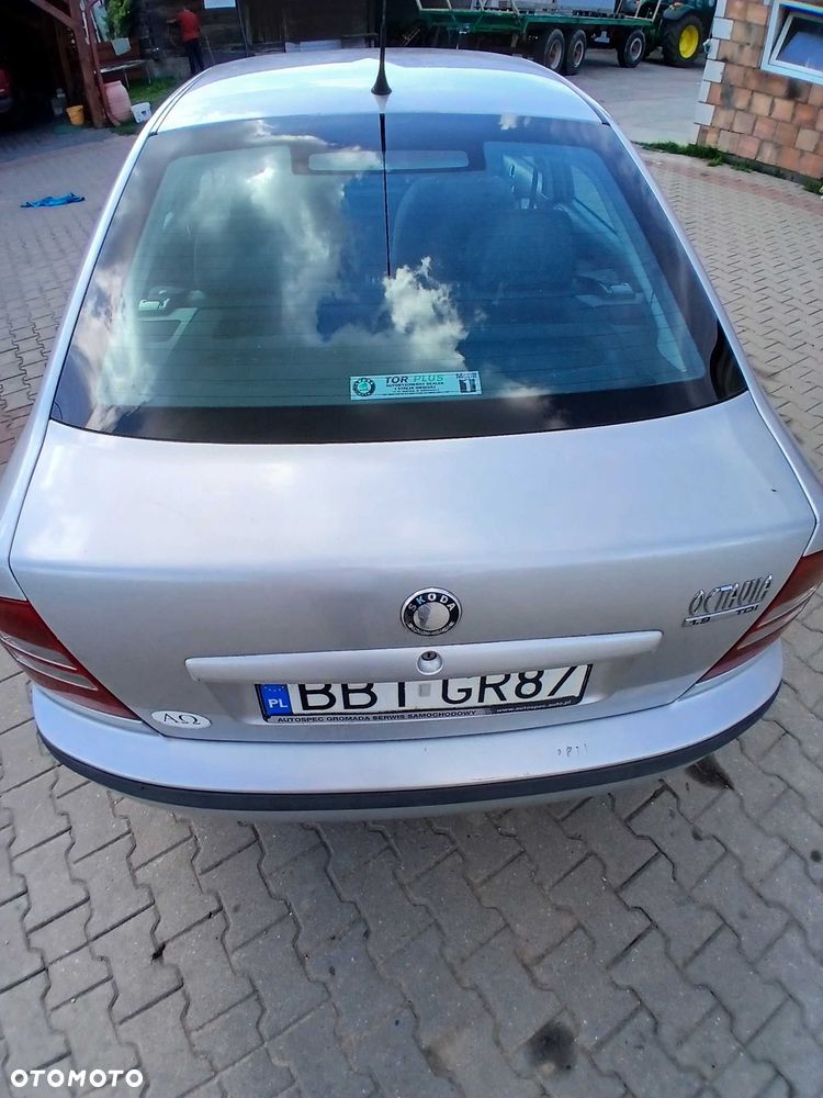 Skoda Octavia - 2