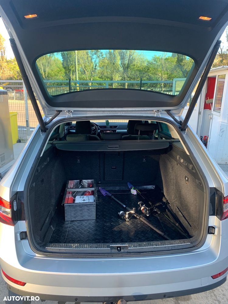 Skoda Superb 1.6 TDI DSG Style - 14