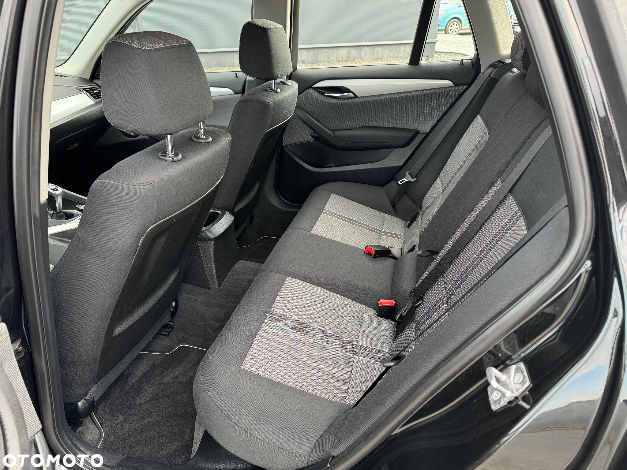 BMW X1 sDrive18d - 8