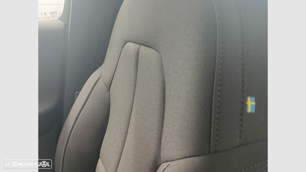 Volvo EX40 82 kWh Single Motor Extended Range Plus - 21
