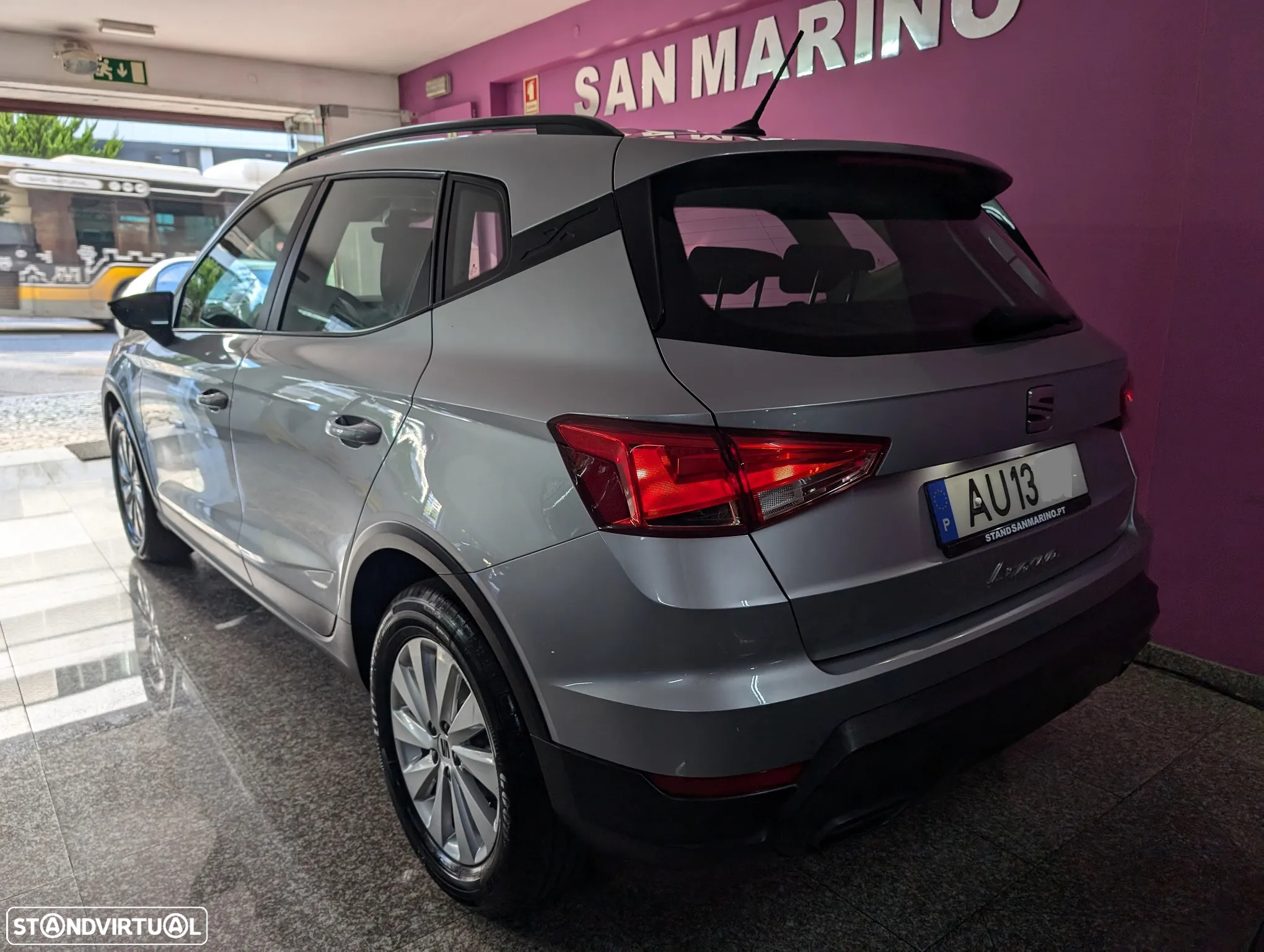 SEAT Arona 1.0 TSI Wave DSG - 3