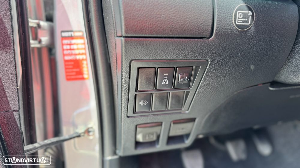Toyota Hilux 2.4 D-4D 4WD Trial - 21