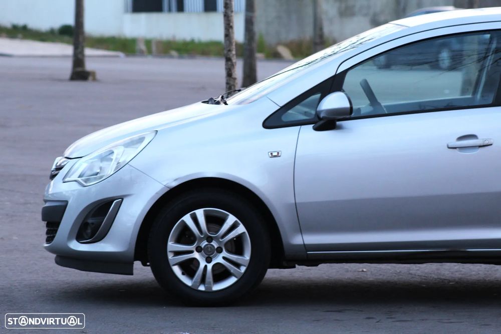 Opel Corsa 1.2 City S/S - 11