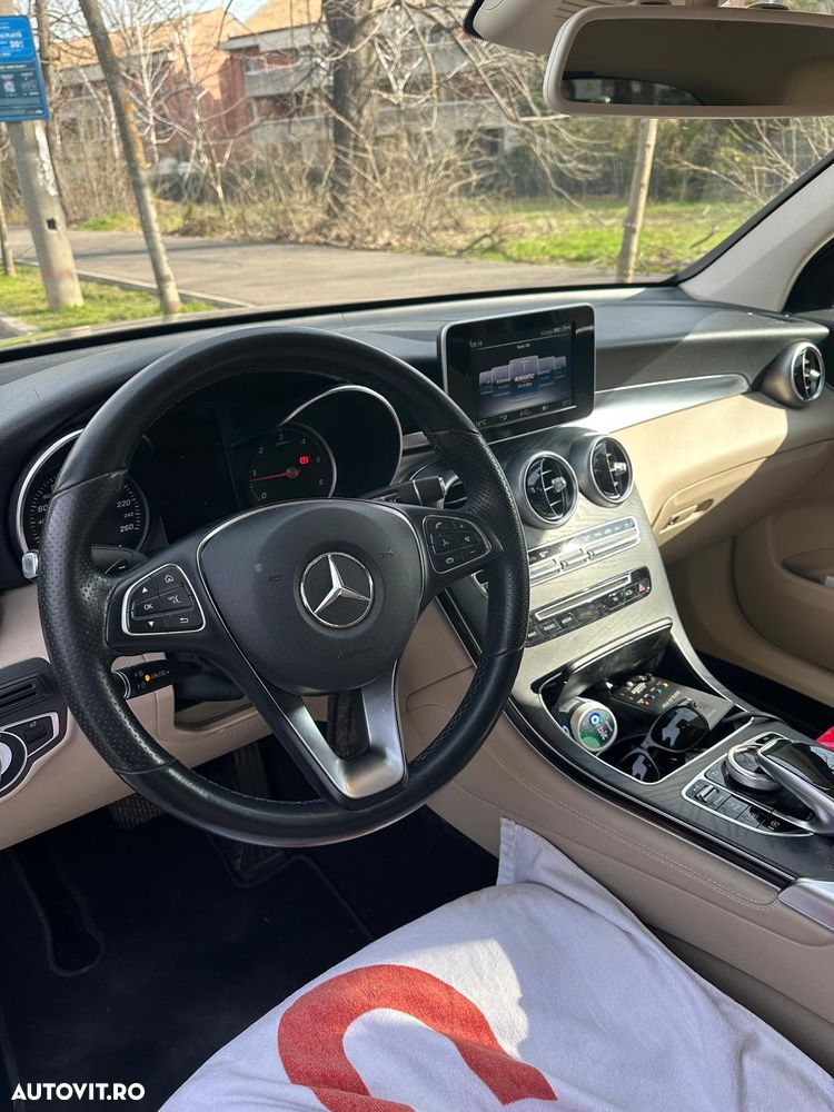Mercedes-Benz GLC - 3
