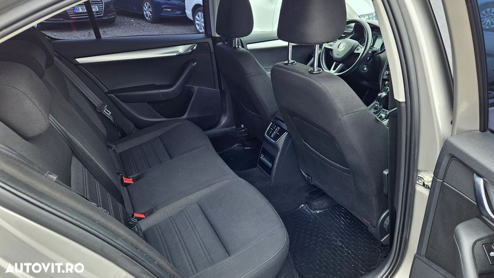 Skoda Octavia 1.0 TSI DSG Soleil - 11