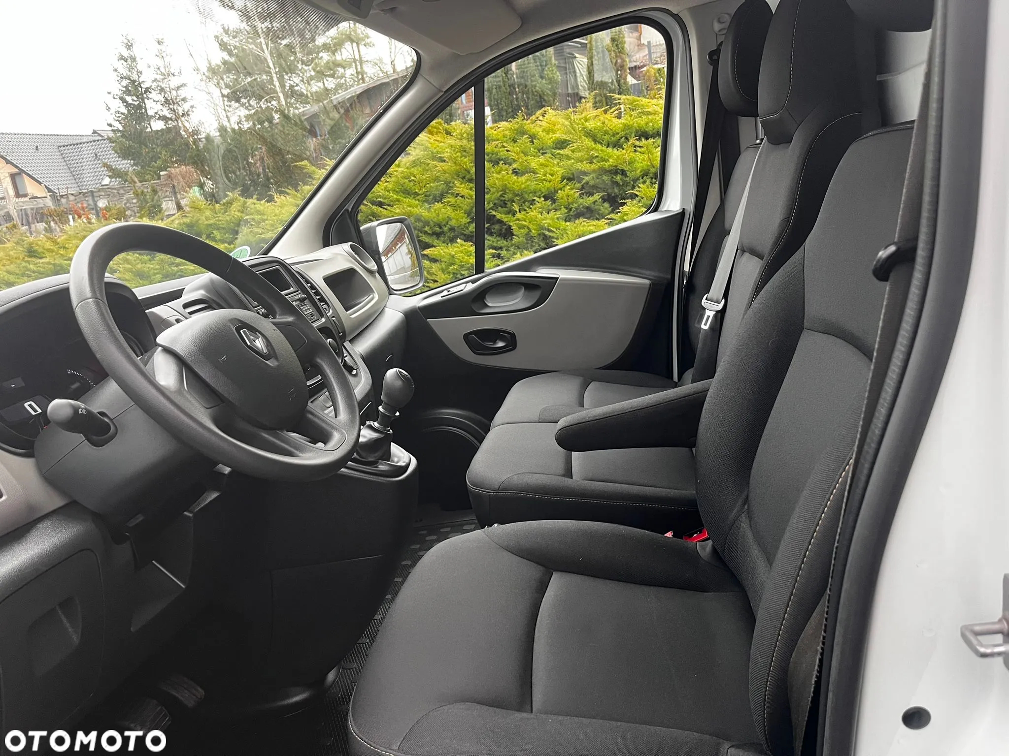 Renault Trafic - 8