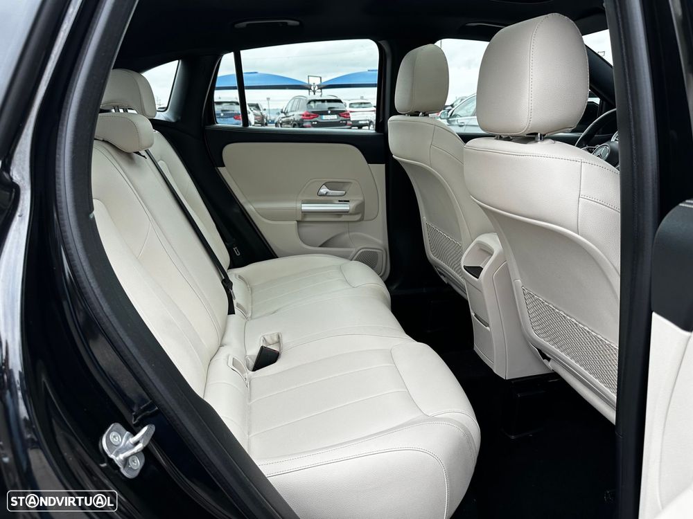 Mercedes-Benz GLA 250 e Progressive - 52