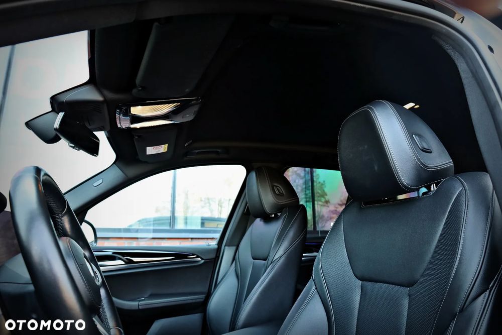 BMW X3 xDrive20i - 21