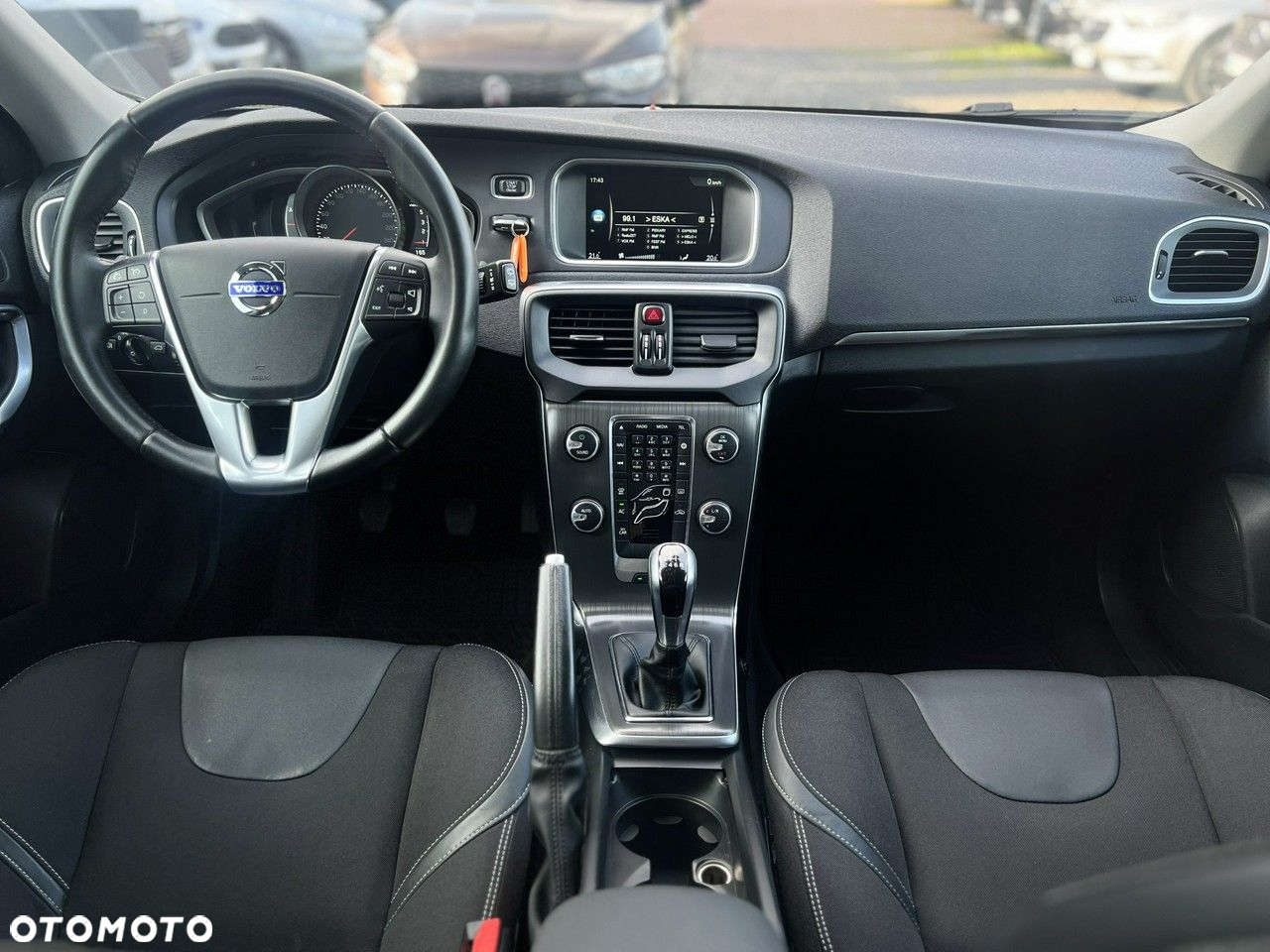 Volvo V40 D2 Drive-E Base - 12