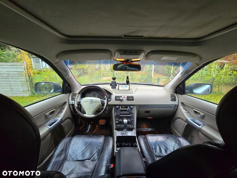 Volvo XC 90 - 25