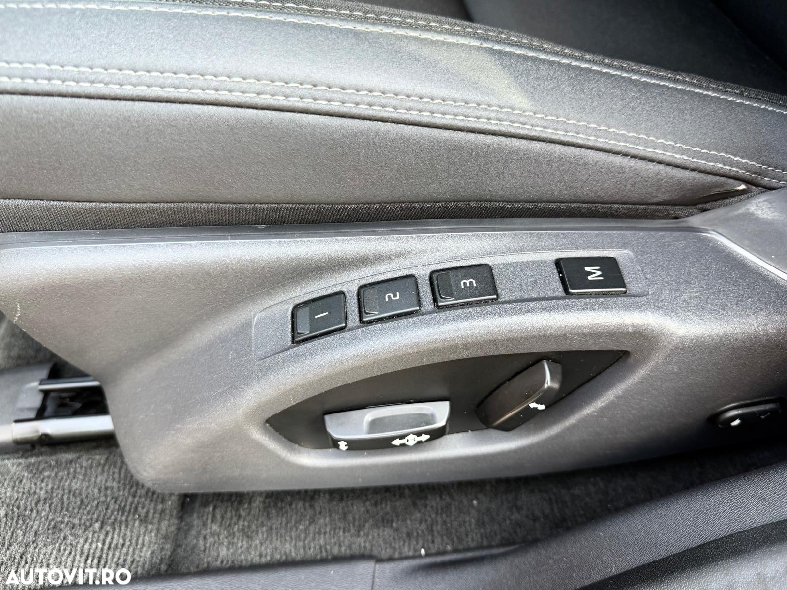 Volvo XC 60 - 18