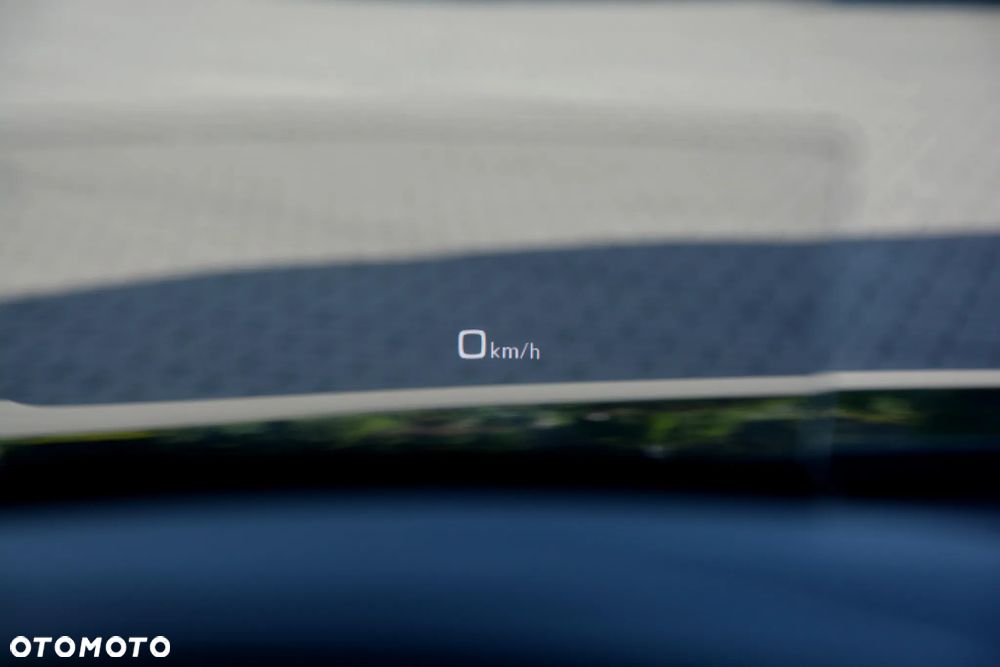 Audi Q2 35 TDI Quattro S tronic S line - 32