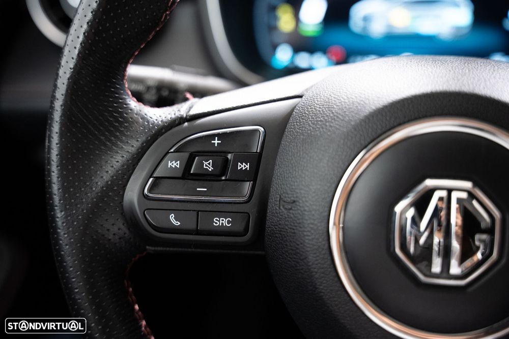 MG EHS 1.5 T-GDI Plug-in Hybrid Luxury - 14
