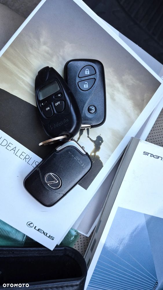 Lexus GS 450h - 11