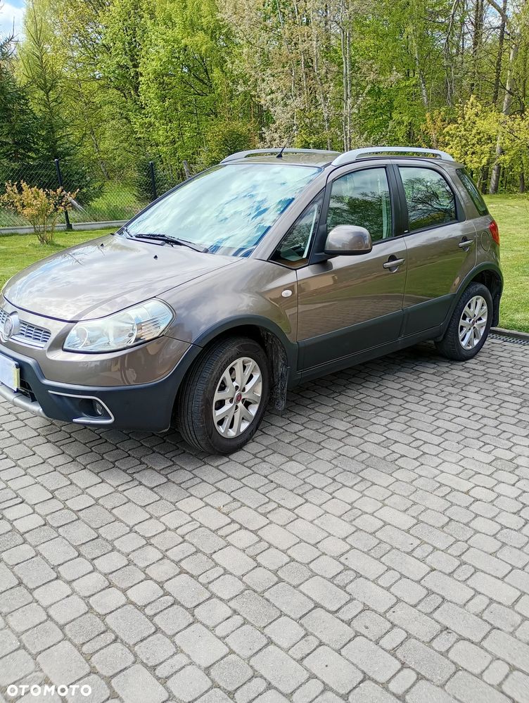 Fiat Sedici 1.6 16V 4x4 Emotion - 1