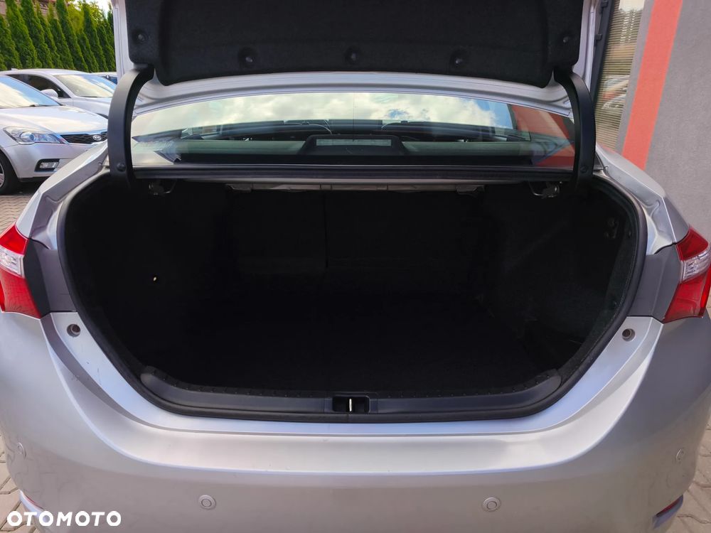 Toyota Corolla 1.6 Prestige - 9