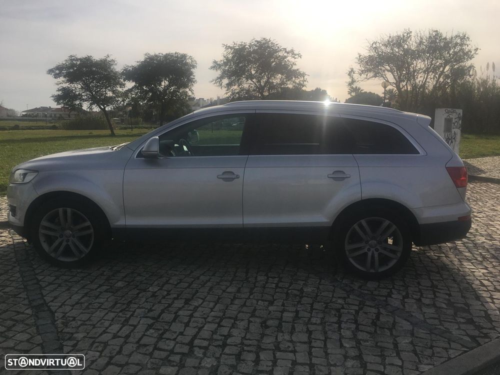 Audi Q7 3.0 V6 TDi quattro S-line Tiptronic - 4