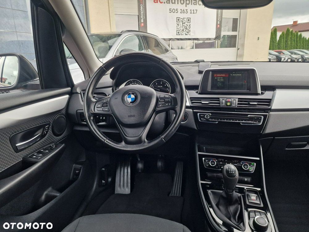 BMW Seria 2 218d Active Tourer - 19