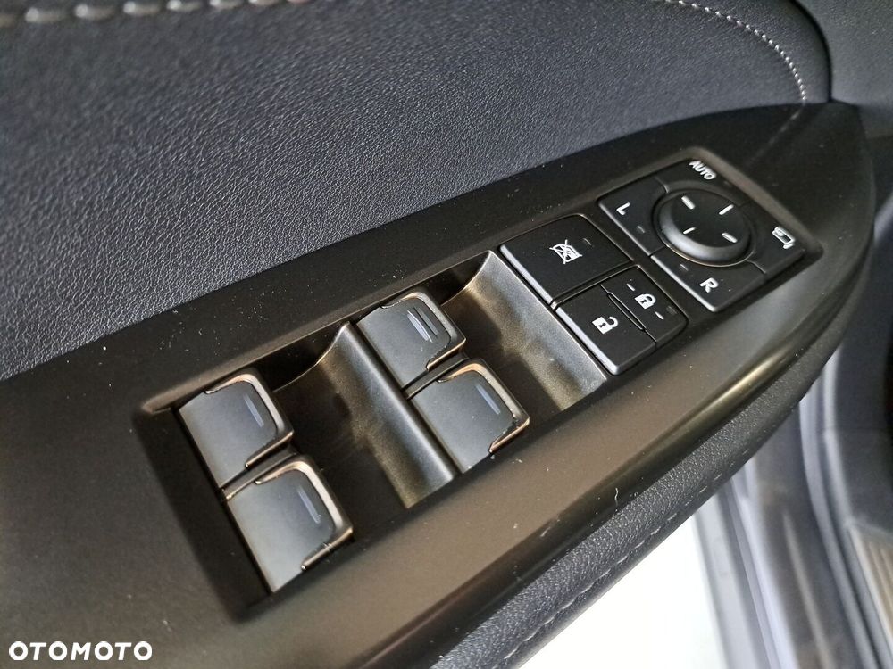 Lexus NX 2023