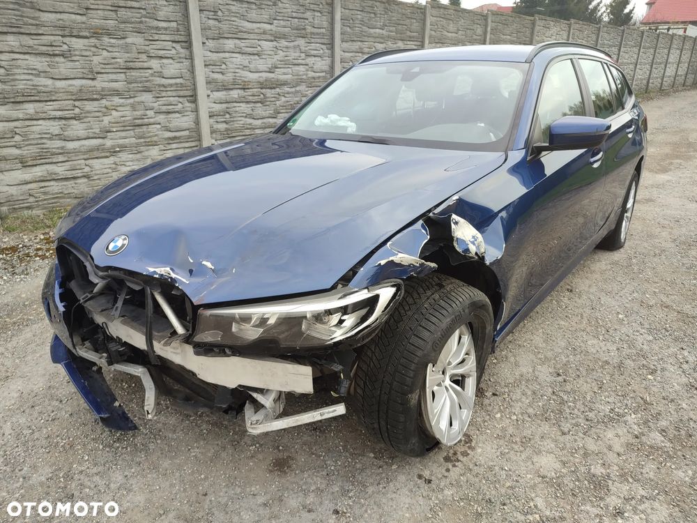 BMW Seria 3 318d Sport Line Shadow - 3