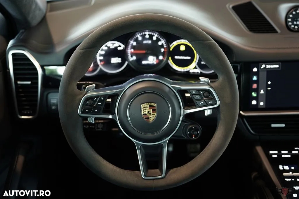 Porsche Cayenne Coupe GTS Tiptronic S - 18
