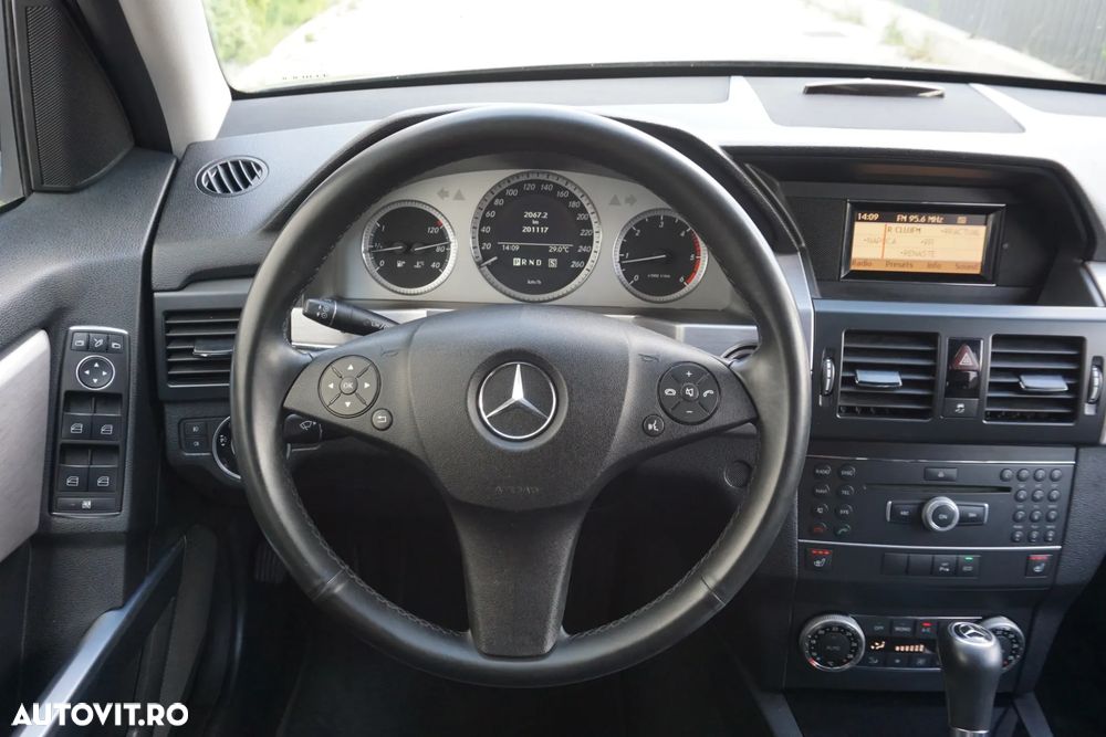 Mercedes-Benz GLK 220 CDI DPF 4Matic BlueEFFICIENCY 7G-TRONIC - 20