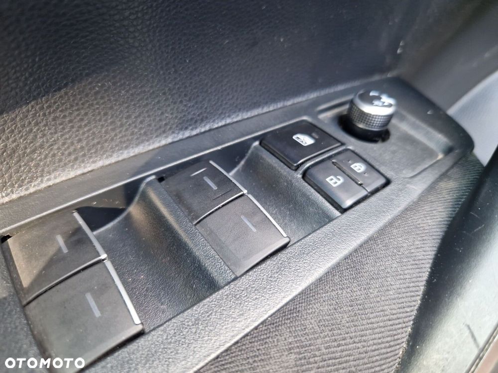 Toyota Corolla - 15