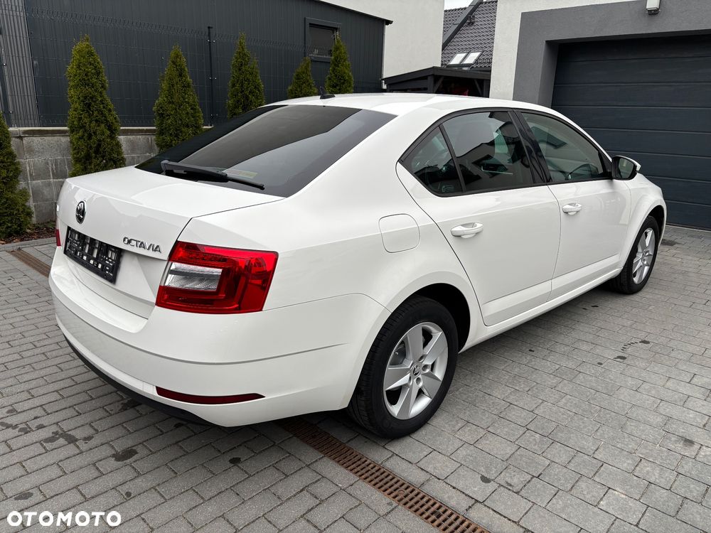 Skoda Octavia 1.6 TDI Ambition - 4