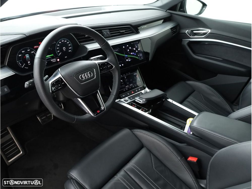 Audi Q8 e-Tron Sportback 50 quattro S line - 17