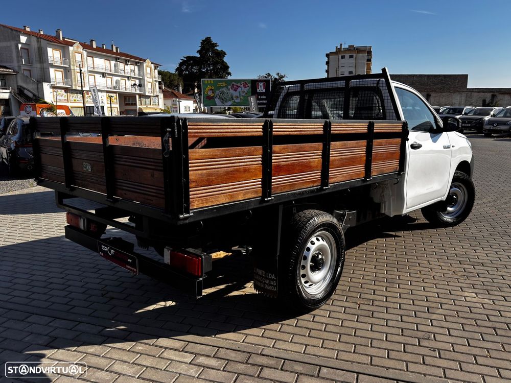 Toyota Hilux - 6