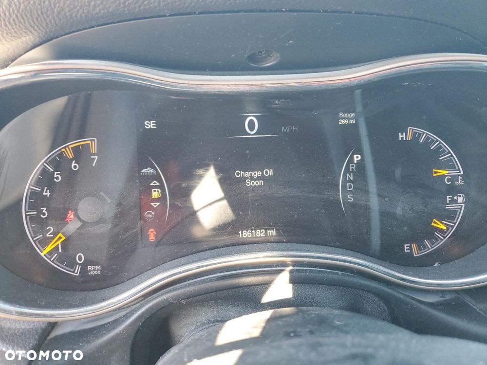 Jeep Grand Cherokee - 9