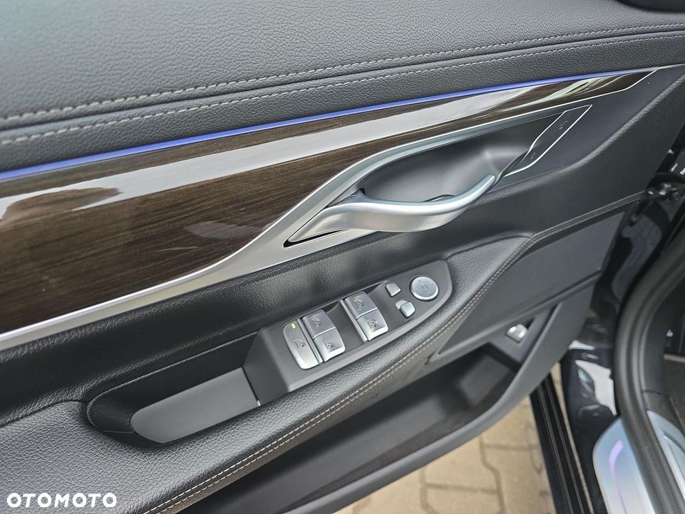 BMW Seria 7 730d - 10