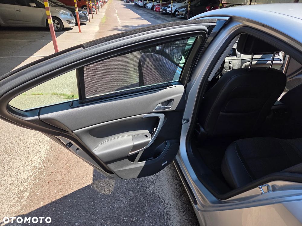 Opel Insignia 2.0 T Cosmo 4x4 - 11