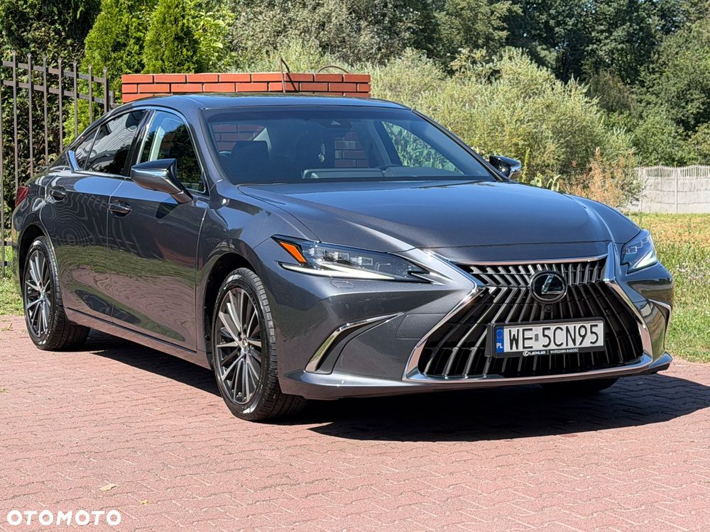 Lexus ES 300h Prestige - 5