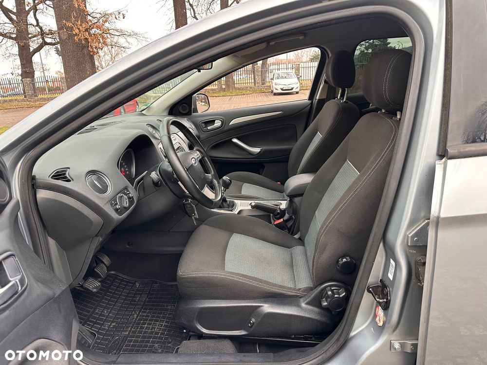 Ford Mondeo 2.0 TDCi Concept - 11