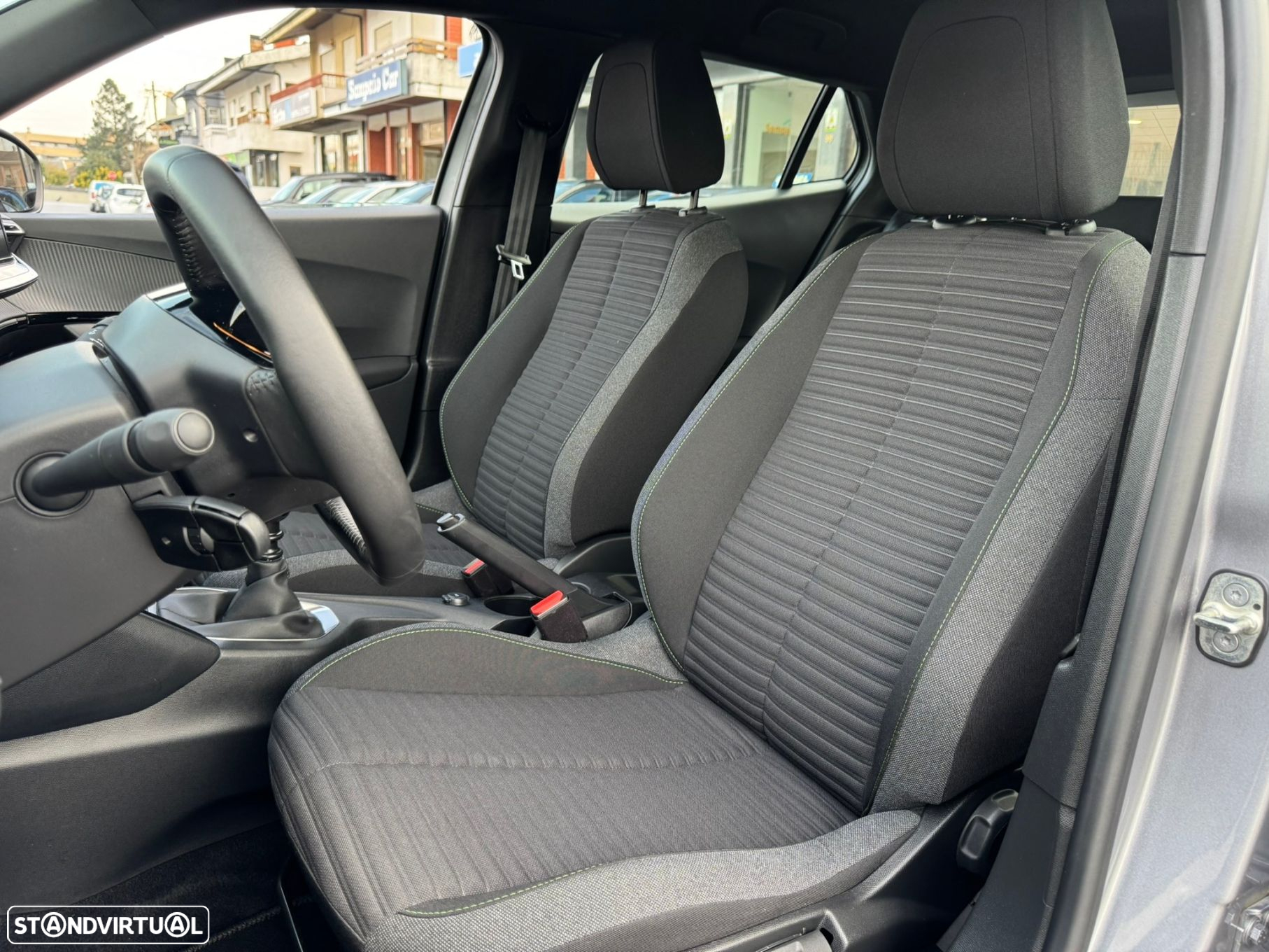 Peugeot 2008 1.2 PureTech Active Pack - 9