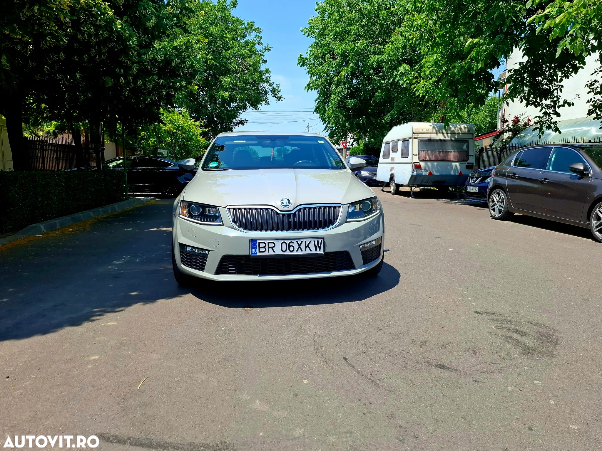 Skoda Octavia 2.0 TDI DSG RS - 6