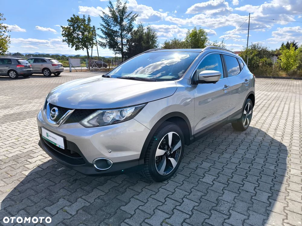 Nissan Qashqai 1.2 DIG-T Tekna - 1