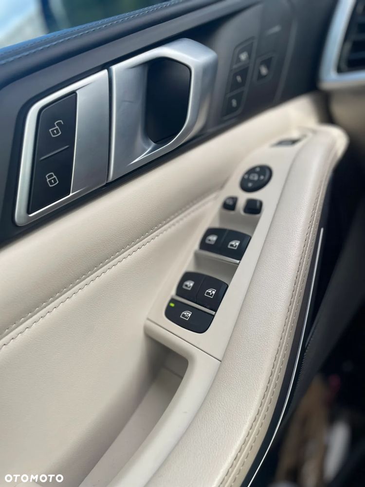 BMW X5 xDrive25d - 10