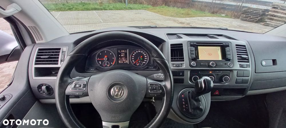 Volkswagen Transporter T5 - 32