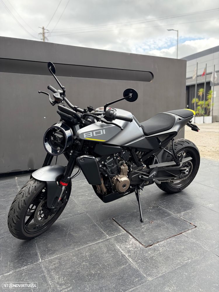 Husqvarna Vitpilen 701 - 1