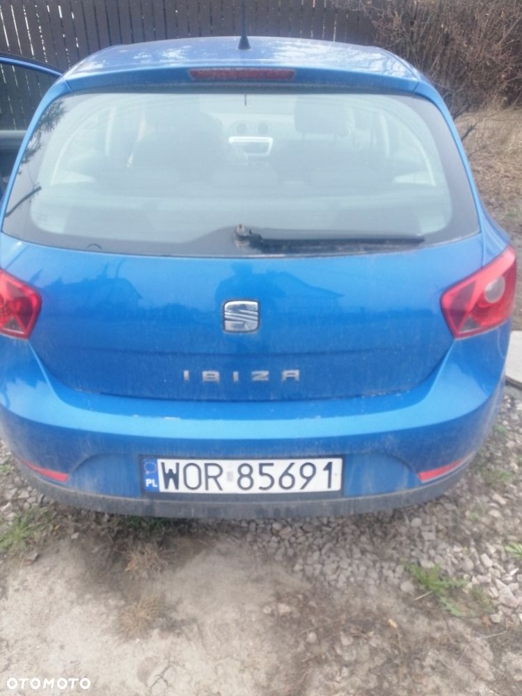 Seat Ibiza 2012 photo 3