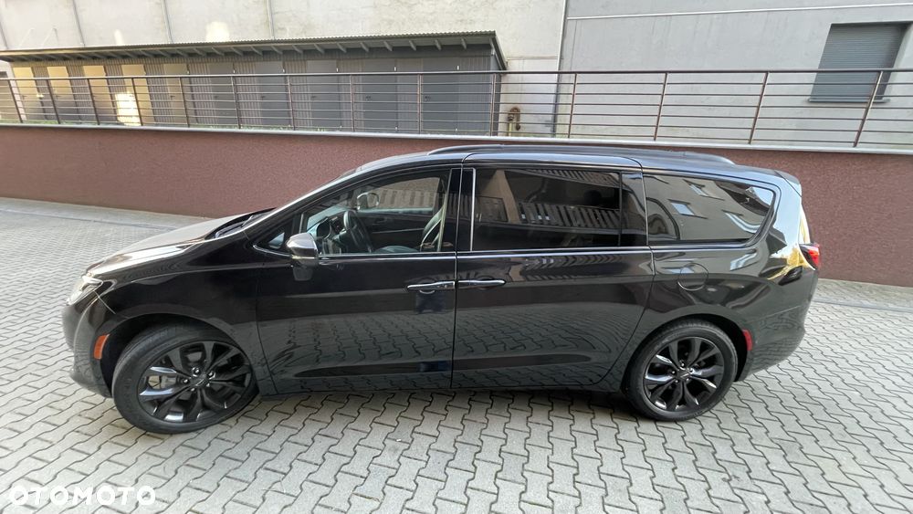 Chrysler Pacifica 2020 photo 4